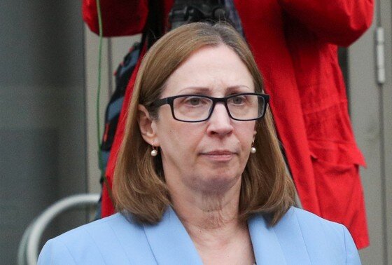    Посол США в России Линн Трейси