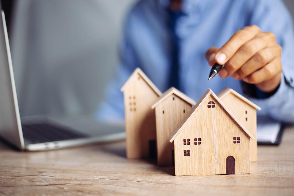 Shutterstock📷Среди причин данного тренда эксперты назвали ослабление курса рубля, высокие цены на новостройки и дорожающую ипотеку