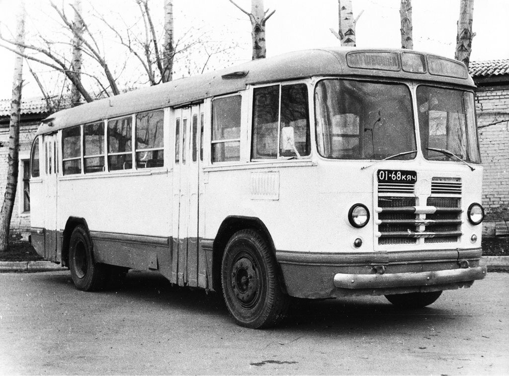 Служебный автобус МП «Горсвет», Красноярск, 1980-е годы. Фото: Сергей Андреев