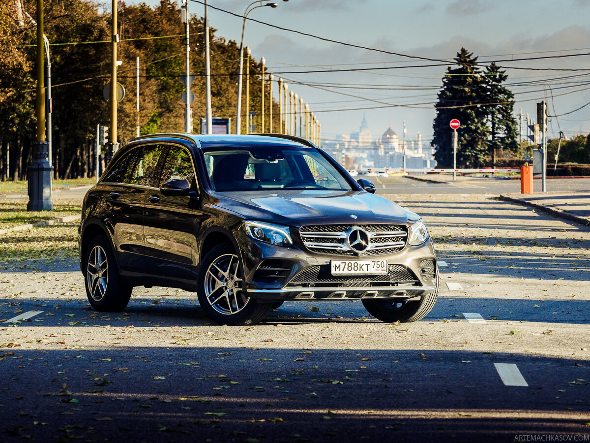 Тест-драйв Mercedes-Benz GLC 300 4MATIC: В новом статусе | АВТОМОБИЛИ И  ПУТЕШЕСТВИЯ | Дзен