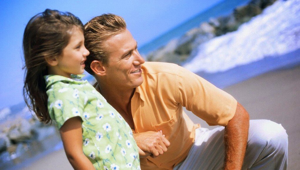 дочь и отец казахстан. папа с дочкой реал.