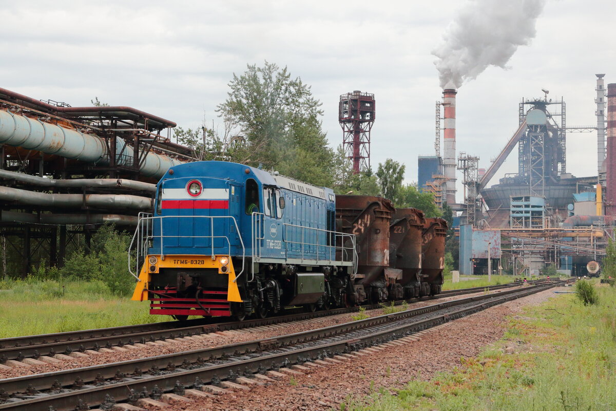 Завод железной дороги. Тепловозы НЛМК тгм6д. НЛМК УЖДТ. Тепловозы НЛМК Липецк. ТГМ 6 Д НЛМК.