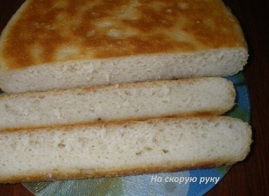 Так выглядит домашний хлеб на сковороде, приготовленный по этому рецепту