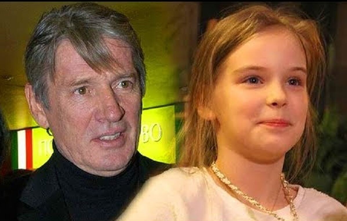 Кадр видеоролика - YouTube