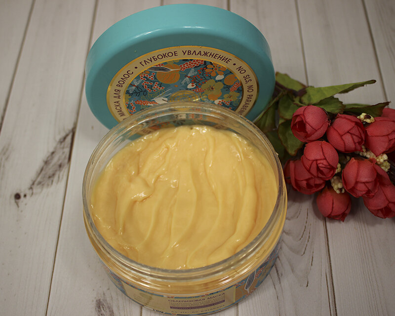 Благодаря содержанию в маске натуральных масел: алтайской облепихи, арганы, масло сибирского льна и кедрового стланика, мои волосы уже через 1,5 месяца стали оживать.