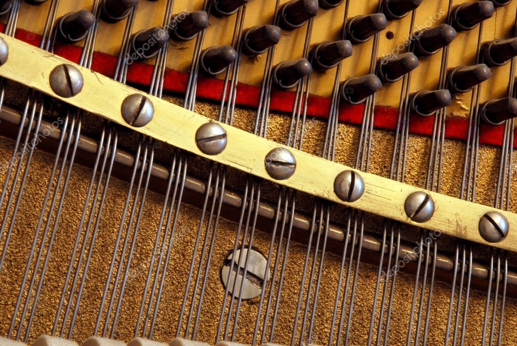 Ответы rov-hyundai.ru: Из какого метелла сделаны струны в пианино? и цветной ли это металл?