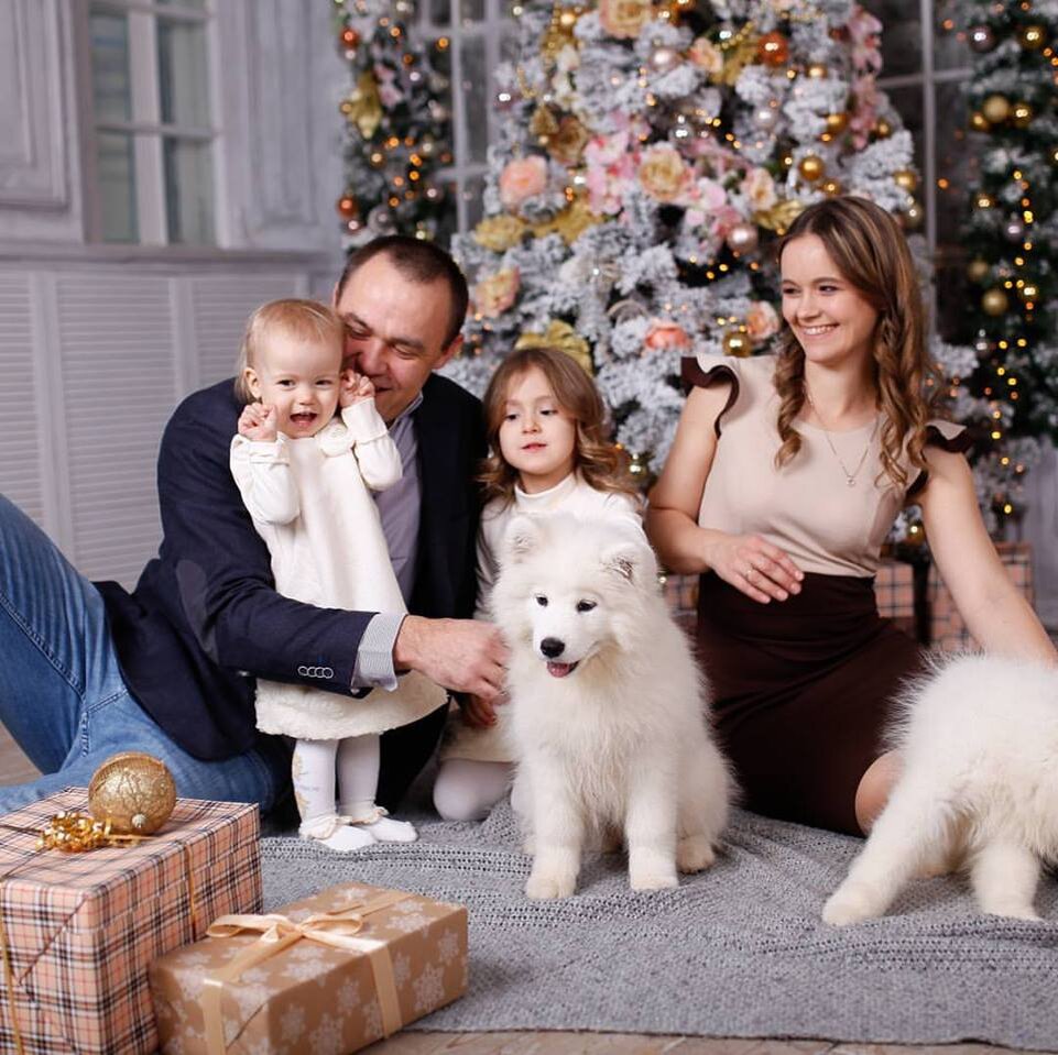 Вера Черневич с семьей