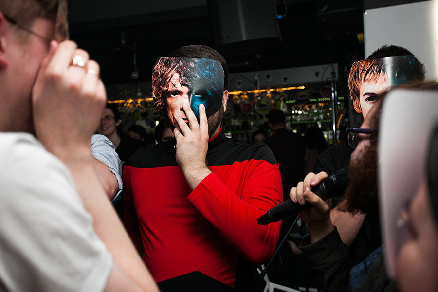 Фото: страница кафе-клуба «Папа Вейдер» во ВКантакте