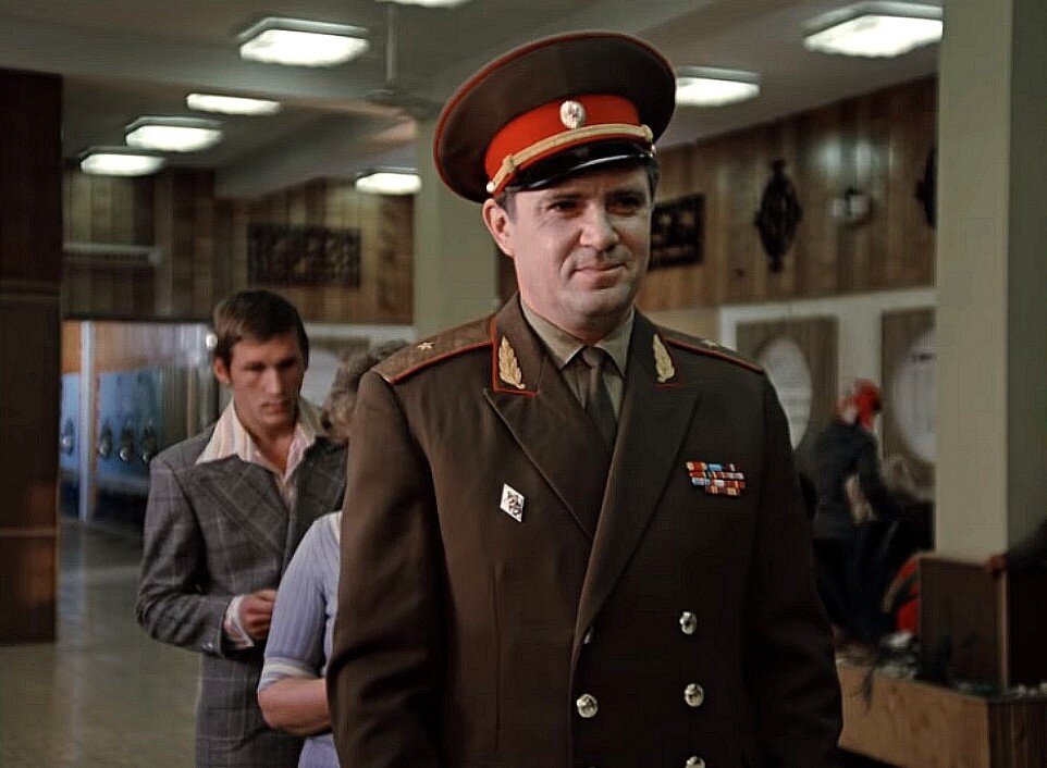 Кадр из фильма «Москва слезам не верит»