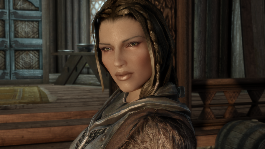 Внешность немного затронута модами на графику.