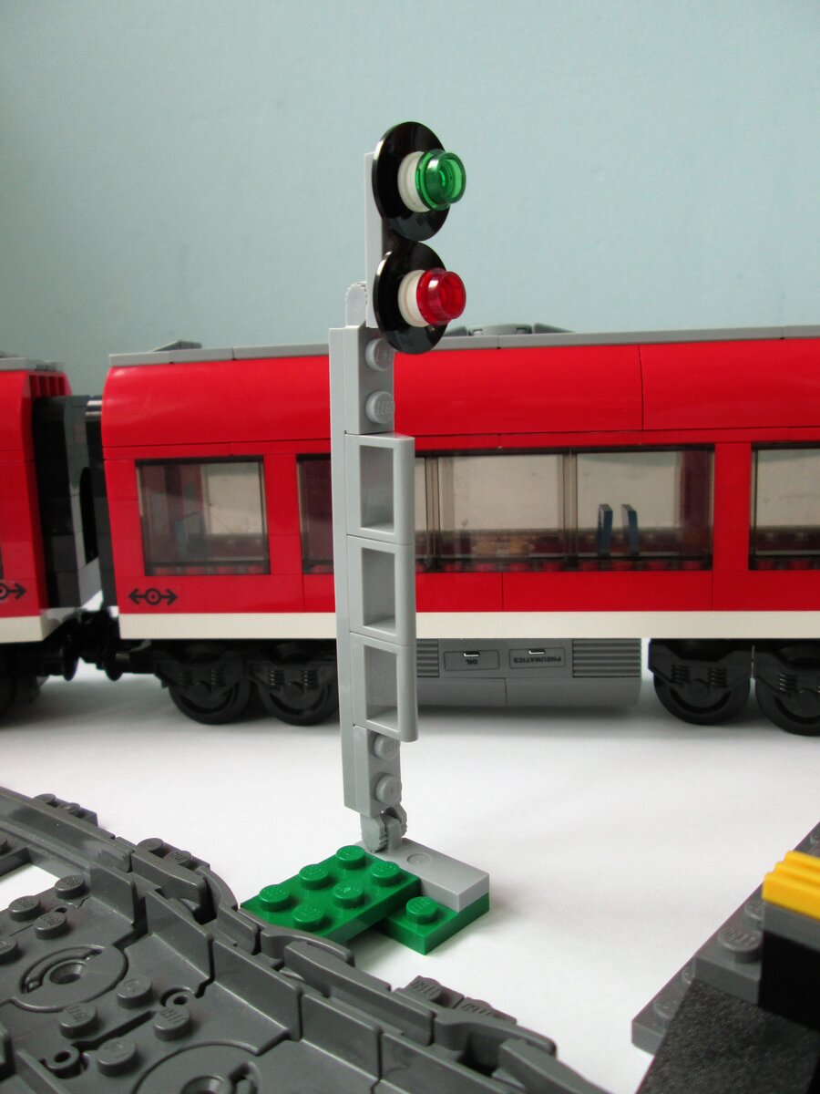 Просмотр инструкции LEGO® Passenger Train - Инструкции LEGO и каталоги библиотеки