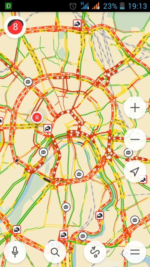 Вечерние пробки в центре Москвы (скриншот с приложения Яндекс.Карты)