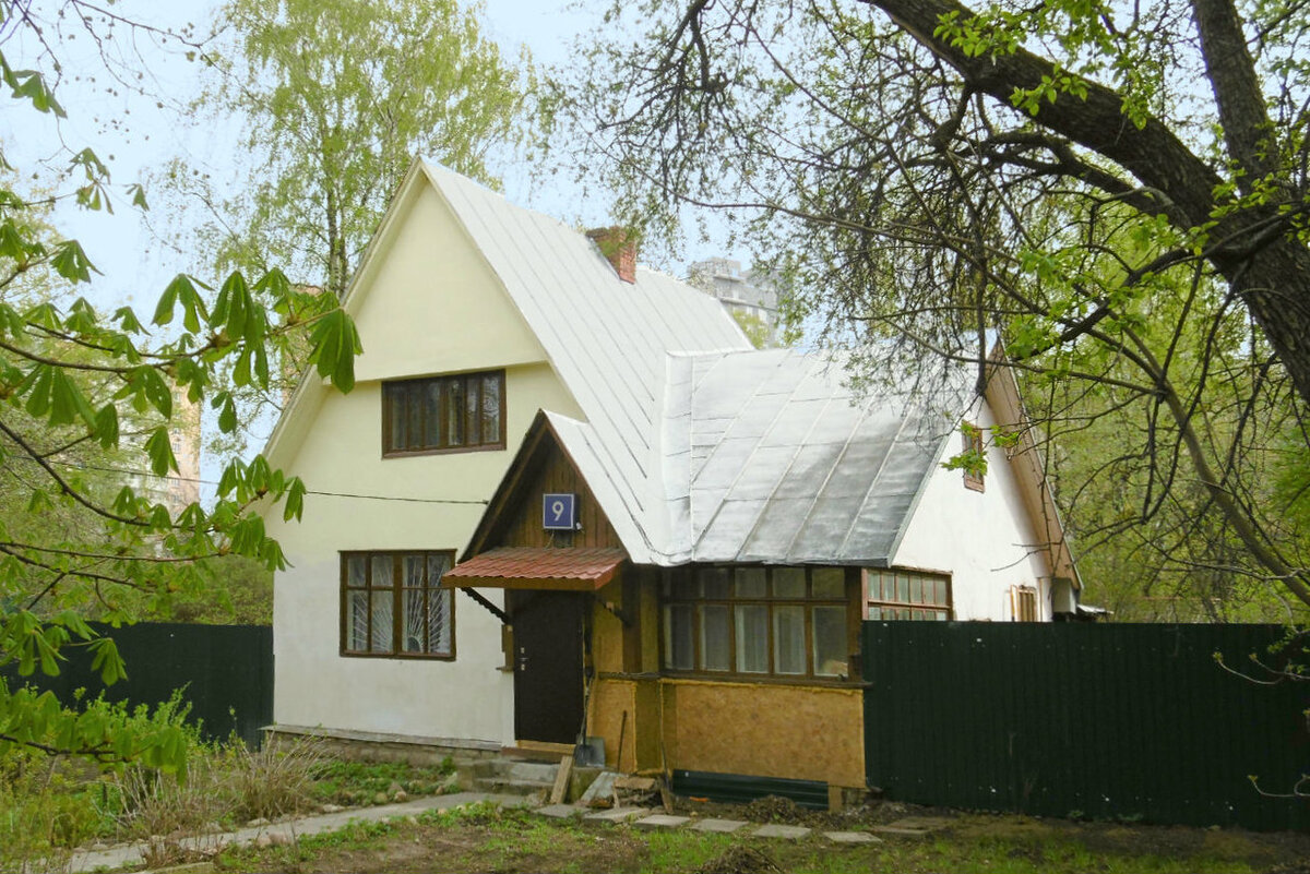 Типовые дома в поселке «Сокол». В таких домах могли бы жить все русские |  Русский Дизайн | Дзен