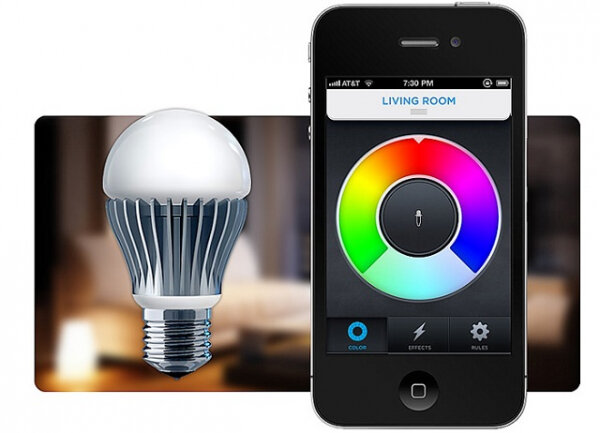 Благодаря мобильному приложению (Android/iOS) можно самостоятельно настраивать оттенки цветов, яркость, насыщенность и другие параметры.