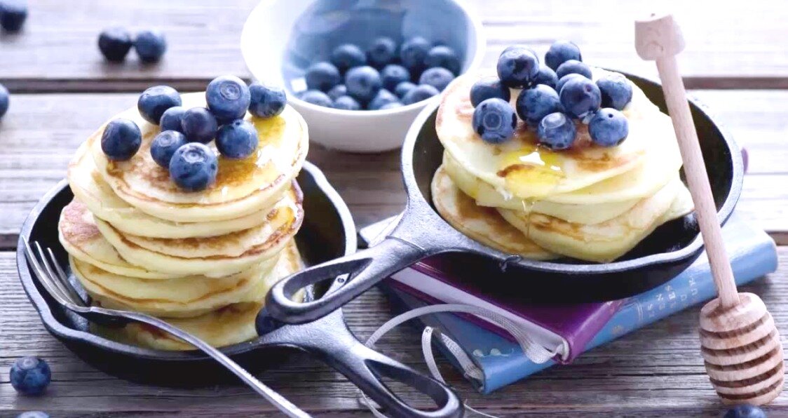 Сегодня хочу поговорить с вами об интуитивном питании. Сейчас это звучит по-новому и модно, но это именно то, что было с человечеством с начала времен. Каждый из нас рождается с уникальным умением – понимать сигналы тела, но, к сожалению, режим, воспитание, традиции и модные тенденции отдаляют нас от себя. 