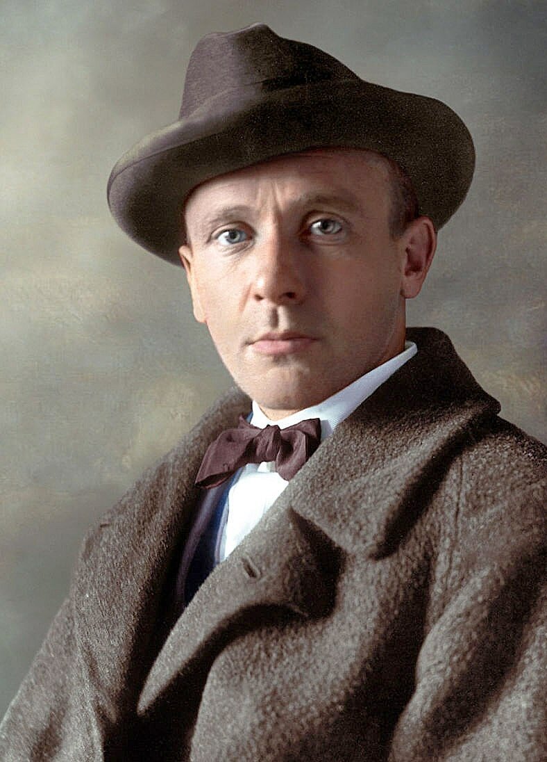 Lxp bulgakov. Булгаков портрет. Михаил афанасьевич булгаков. Михаил афанасьевич булгаков. Булгаков 1930.