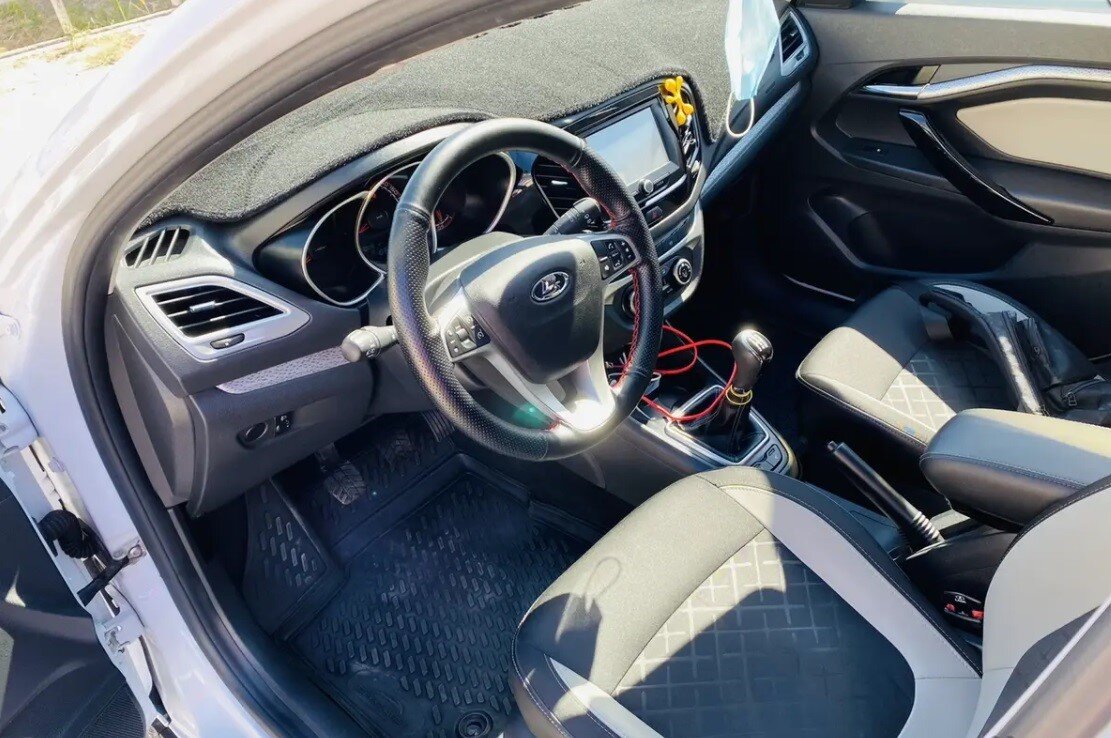 Lada Vesta SW Cross