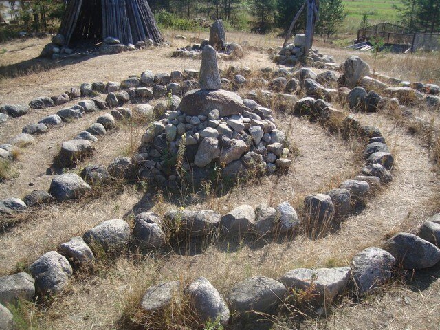 Языческая поляна