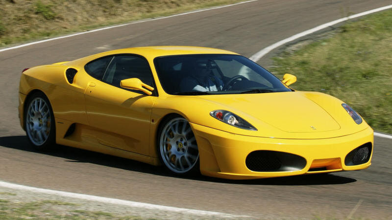 Ferrari F430 – итальянская спортивная машина, представленная в 2004-м году во время Парижского автомобильного салона. Производили данную модель до 2009-го.