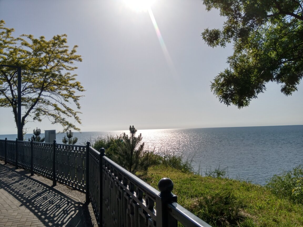 *фото прошлогоднего путешествия в Анапу, которое умеет повышает настроение)))