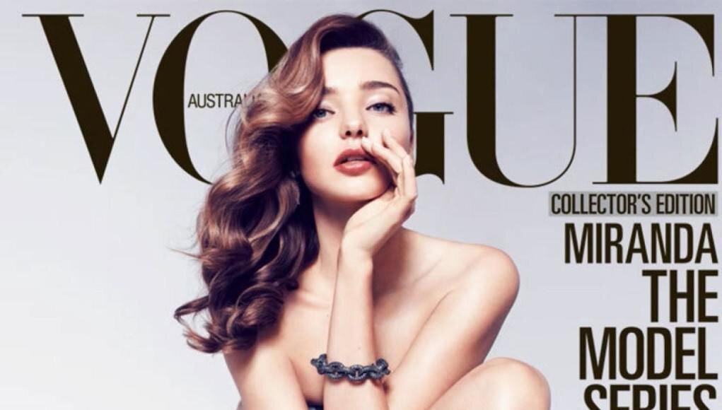 Миранда Керр в прошлом одна из ведущих моделей «Victoria’s Secret» покорившая своих поклонников безудержной сексуальной энергией, ангельским личиком и милыми ямочками на лице. Некоторые называют ее самой умной моделью, утверждая, что она может поддержать любую тему в разговоре, цитирует многих писателей и всегда придерживается своего мнения.