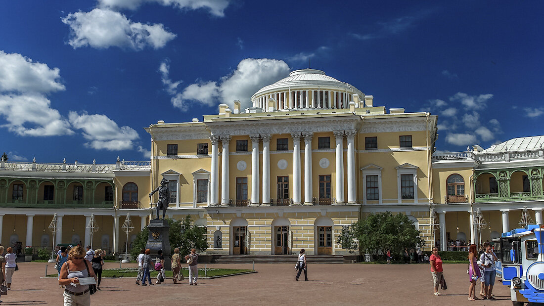 Большой дворец в павловске