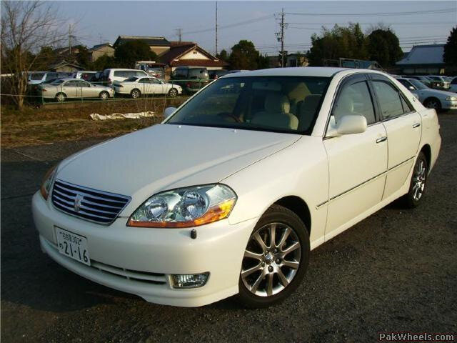   143  41 Toyota Mark II Grande 110 2001      