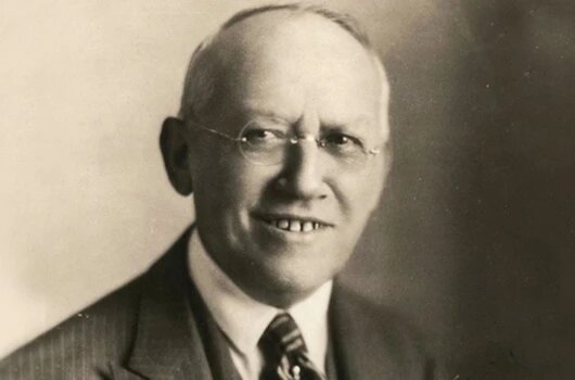 Карл Леммле