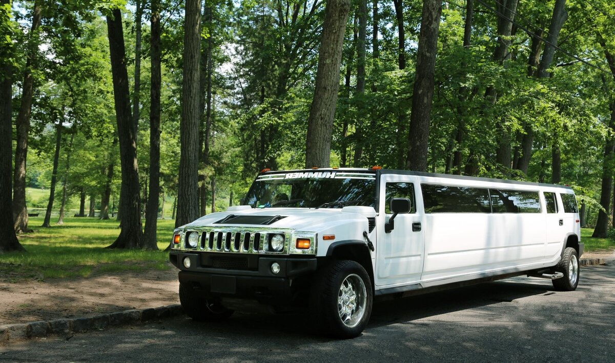 Лимузин Hummer 8 колёсный