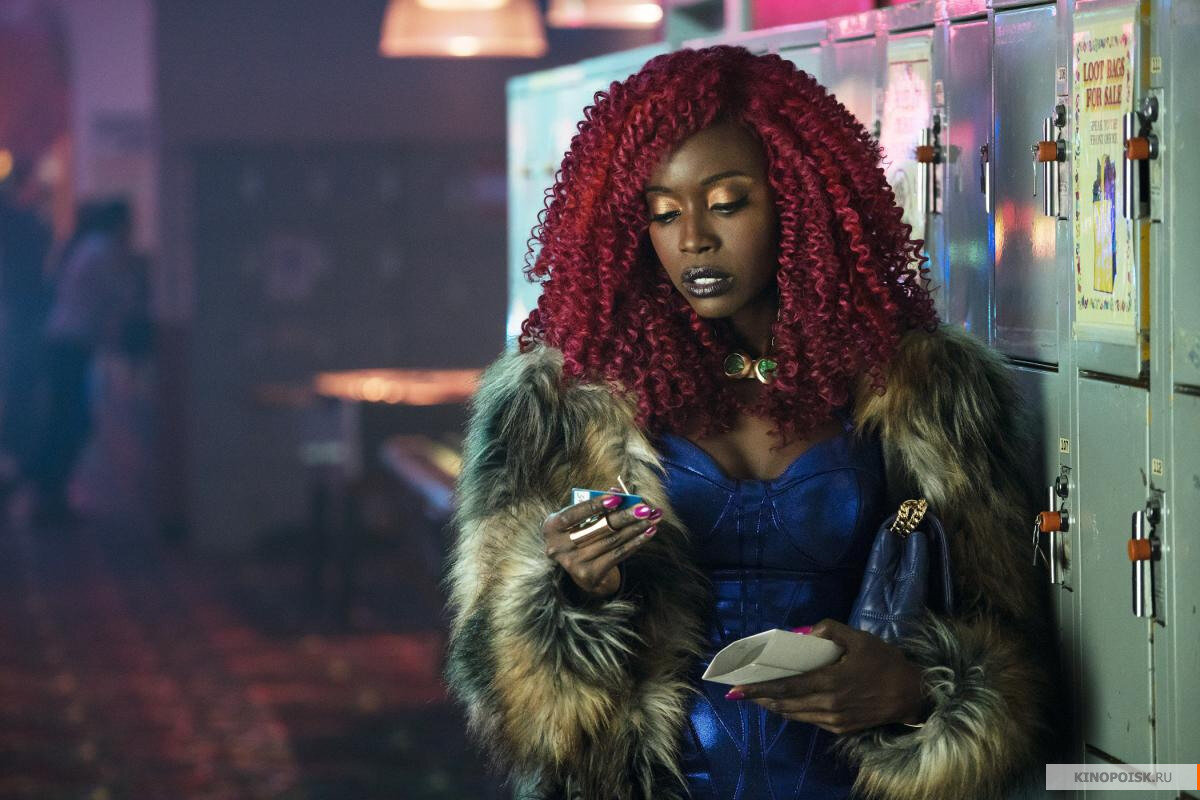 Всем своим видом Старфаер как-бы говорит - я не с этой планеты