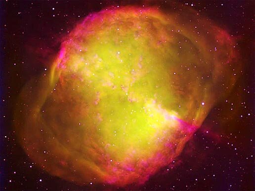 Планетарная туманность Гантель (M 27 или NGC 6853) в созвездии Лисички