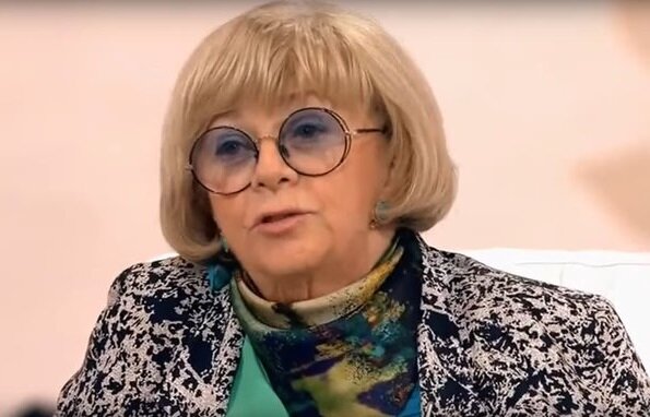 Алла Сурикова