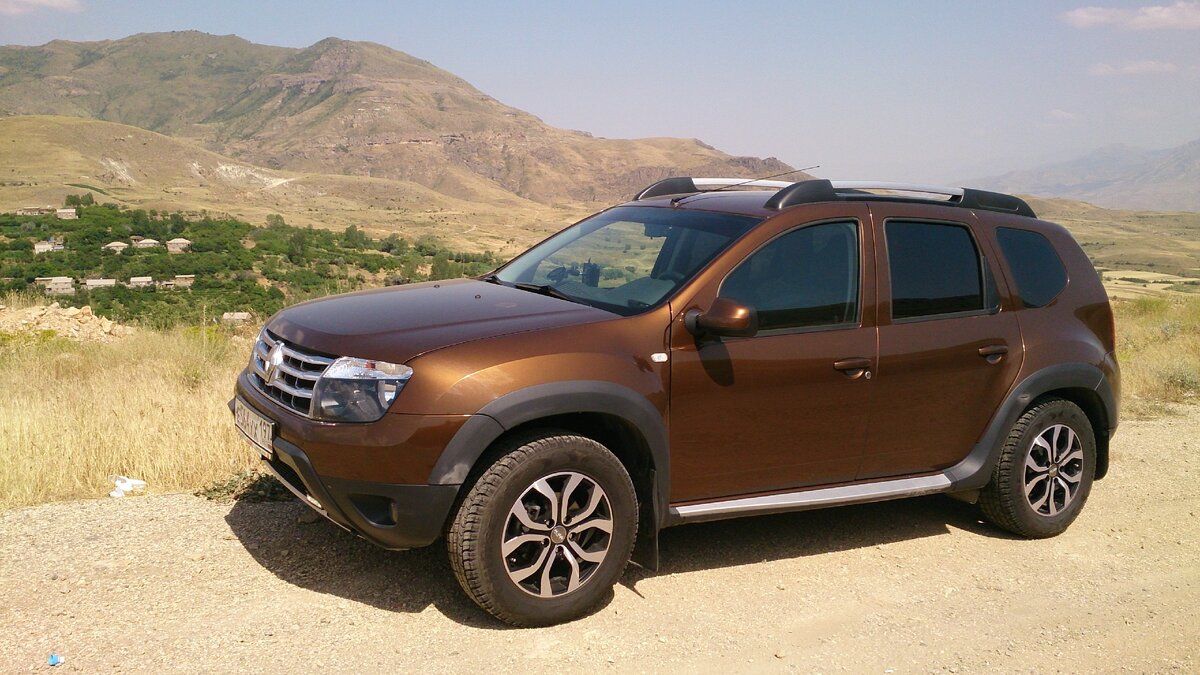 Renault Duster 2014 черный