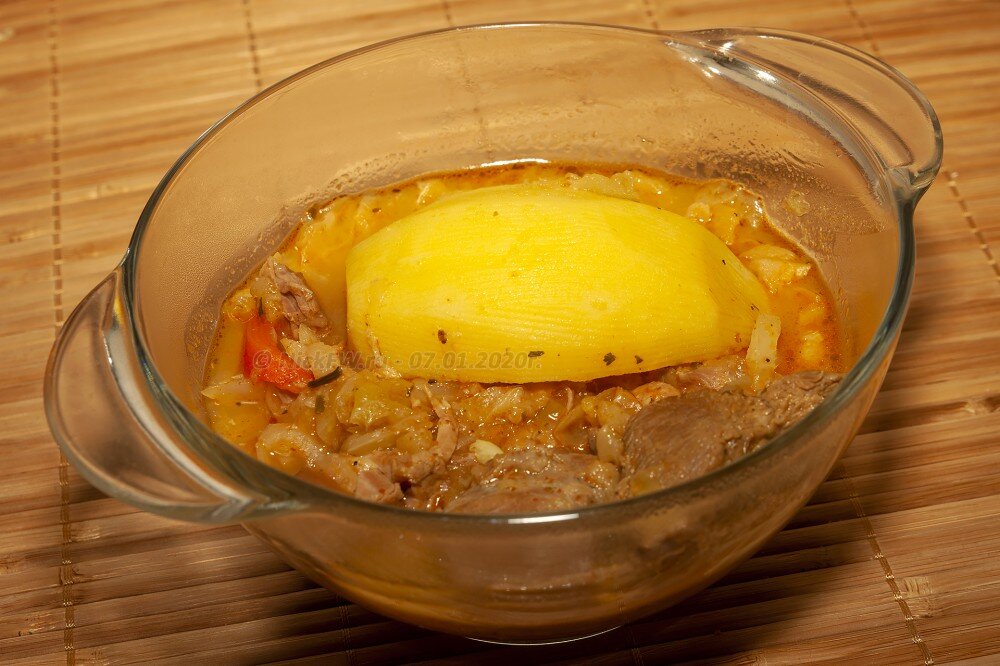 1. Капуста с индейкой тушёная в казане © NickFW.ru - 07.01.2020г.