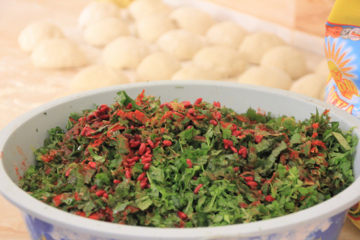 Листаем фото.