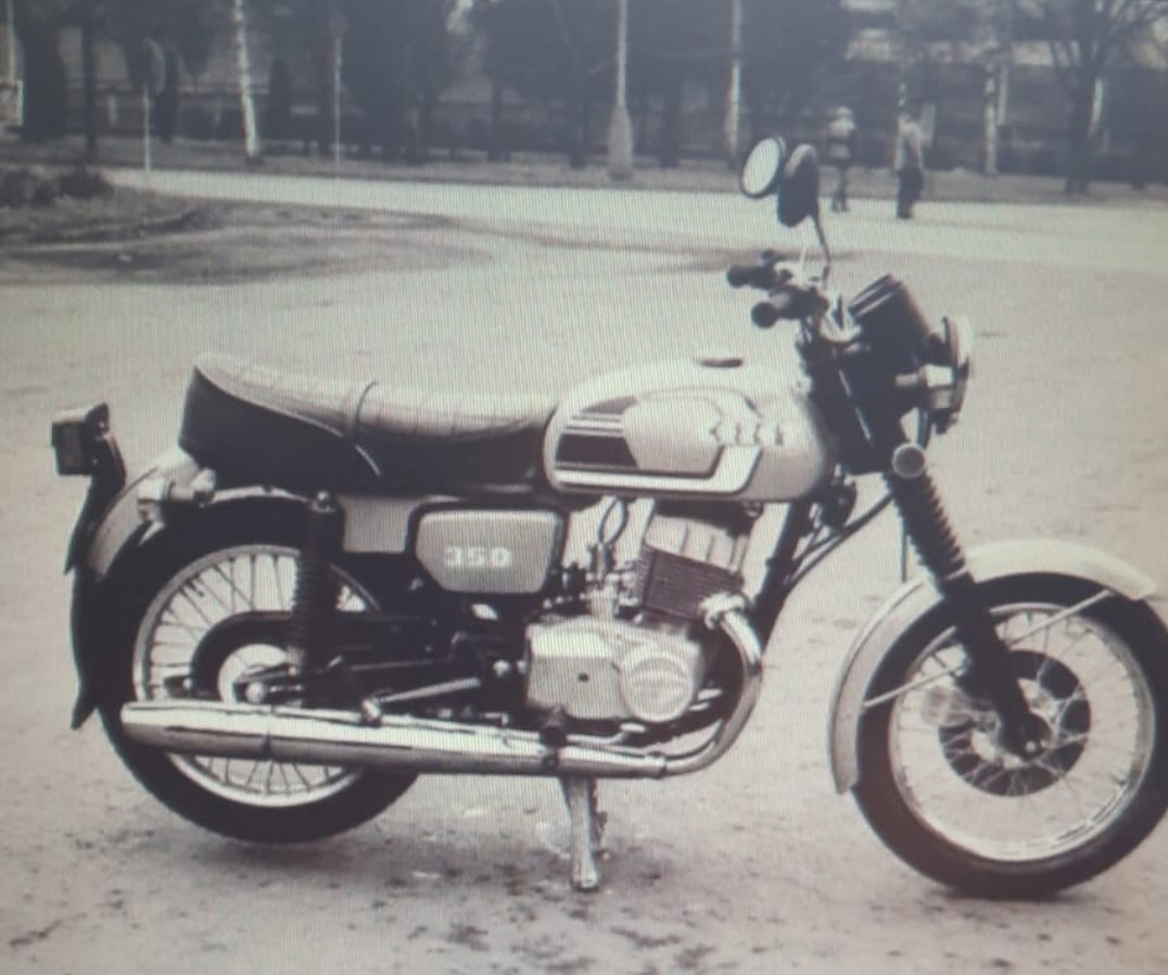 Прототип мотоцикла CEZET 472.7