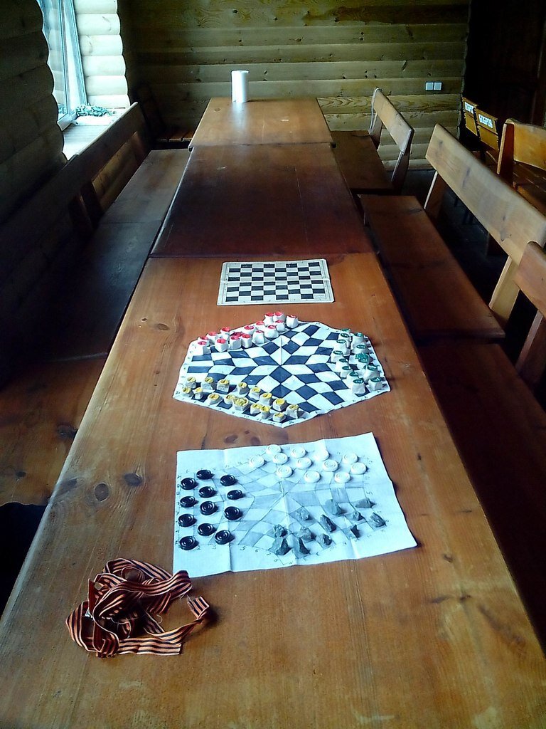 Старое и давно опубликованное авторское фото. Идеально подходит для иллюстрации обозначенной темы. Теория.