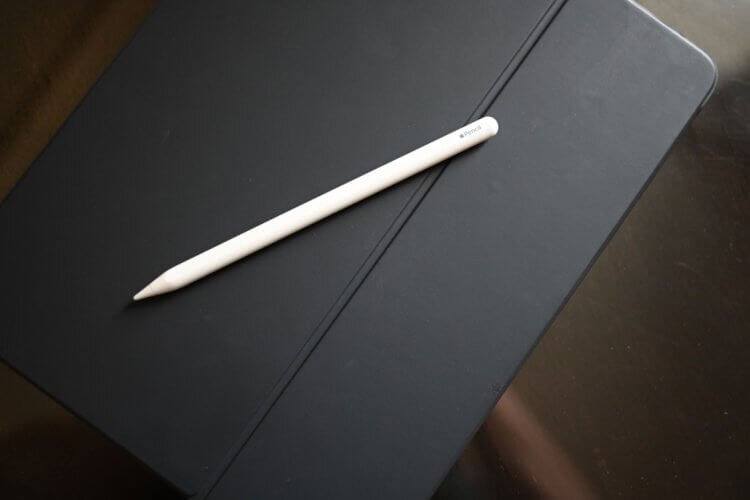    Apple Pencil в руках профессионала превращается в волшебную палочку.
