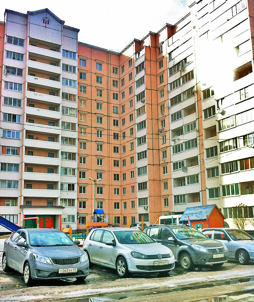 Знакомая картина (листайте вправо).