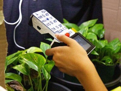    В NASA показали самодельный прибор для оценки здоровья растений