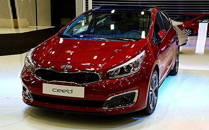 С большой буквы. Новый Kia Ceed против предыдущего :: Autonews