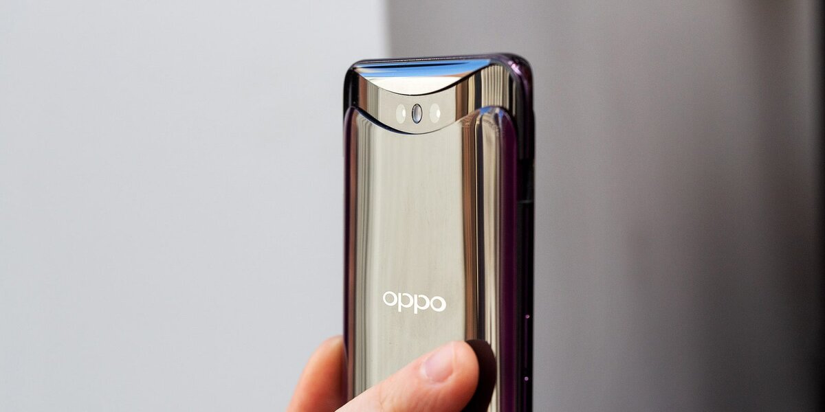 Oppo Find X был официально представлен на выставке в Париже. На данный момент он - первый по настоящему безрамочный смартфон. Экран здесь занимает 93,8%.-2