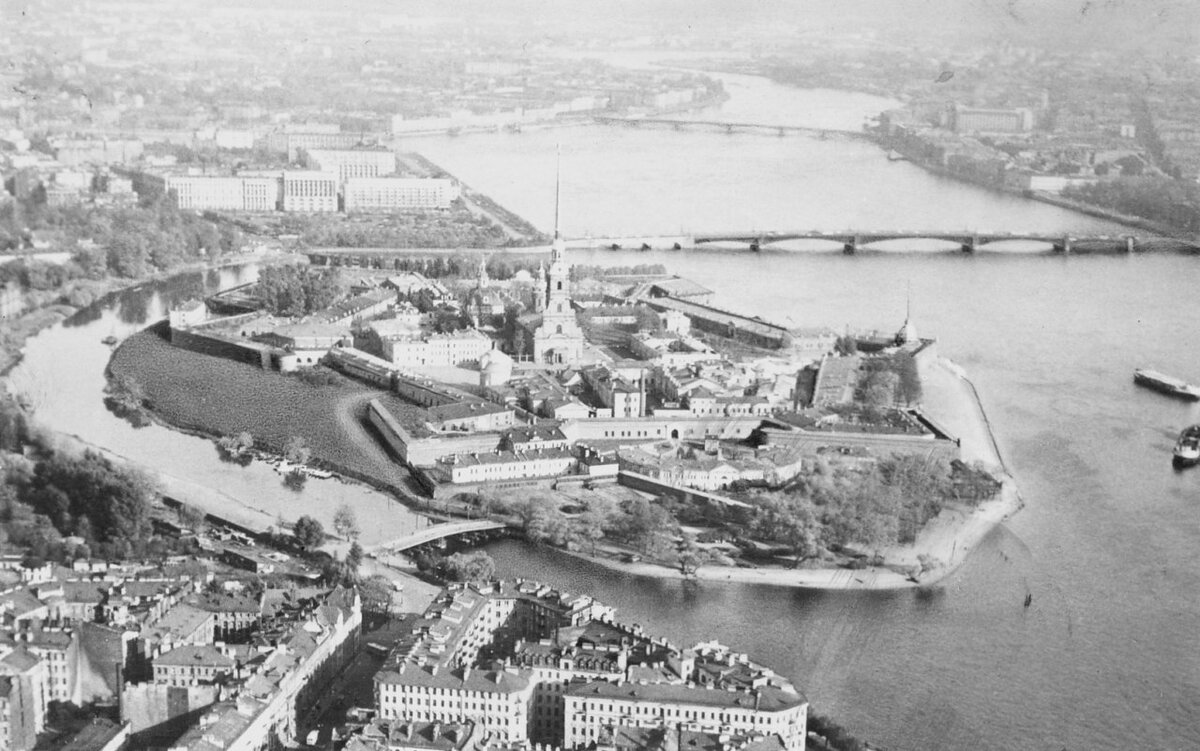 Набор открыток "Петропавловская крепость" 1983 года. Фотографии И. Наровлянского.