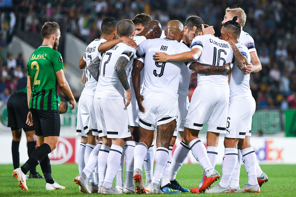 ФК "Краснодар" в матче против турецкого "Акхисарспора"