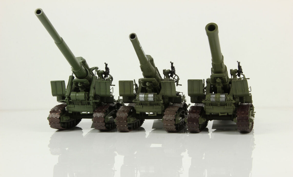 БР-2 слева.