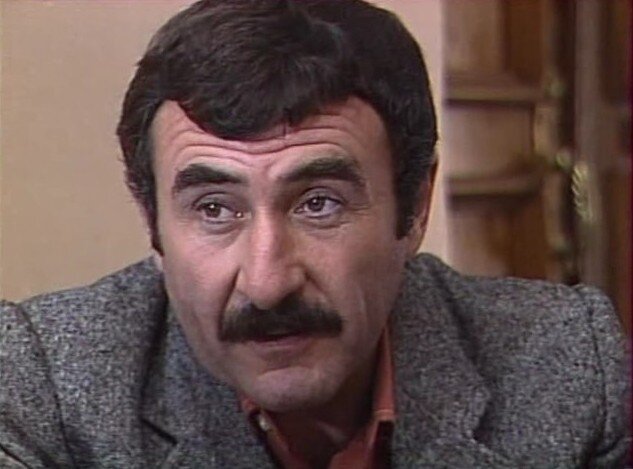 Фото с https://cdn.fishki.net/upload/post/201505/02/1520279/personid10865_15.jpg