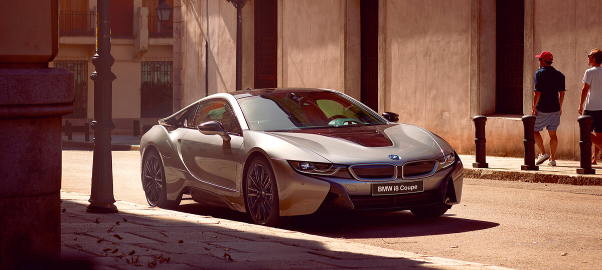 BMW i8