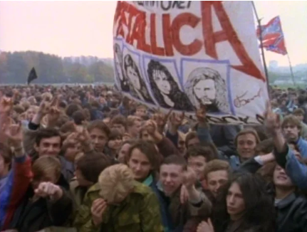 Драки, давка и невиданная музыка – Metallica, а также AC/DC, Pantera  и другие тяжеловесы рок-н-ролла. 
