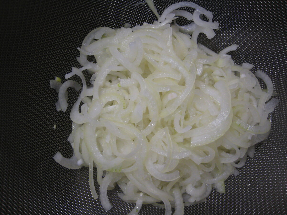 Самый простой рецепт приготовления салата "Мясо по-русски". Пошагово с фото.