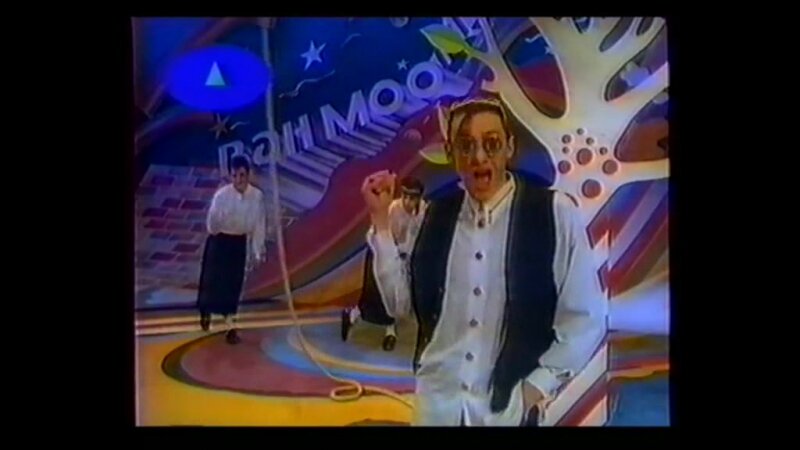 Кадр из клипа